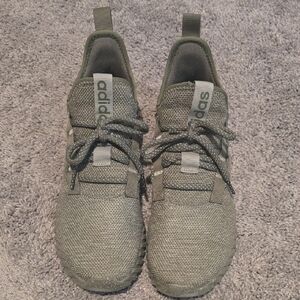 Adidas Men’s Olive Knit Casual Sneakers Size 10